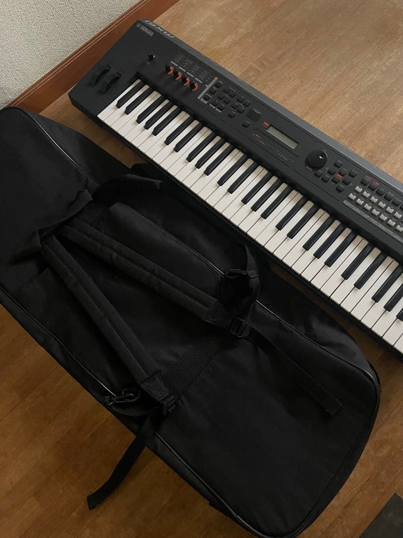 YAMAHA MX61 美品　専用ケース付　動作良好