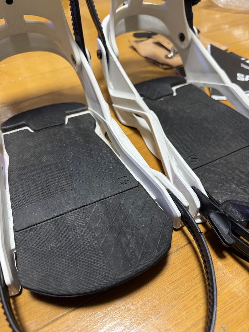 SALOMON スノーボードビンディング RHYTHM L