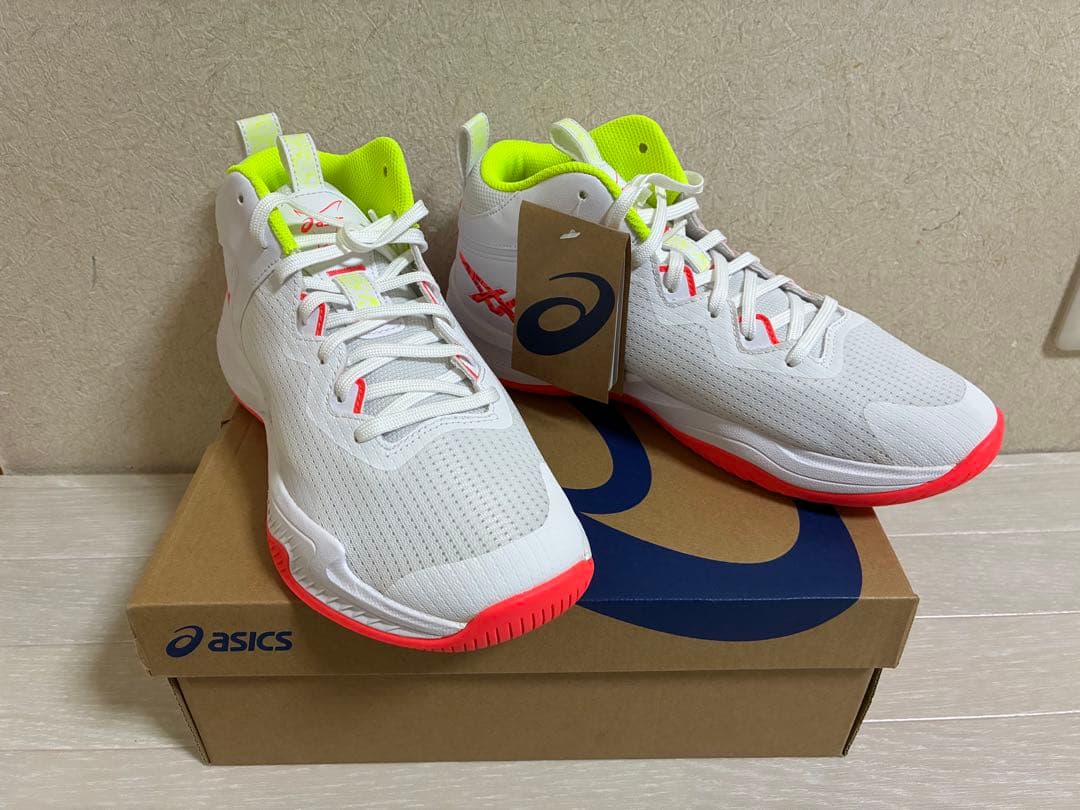 asics キッズ NOVA SURGE 3 GSバスケットボール シューズ