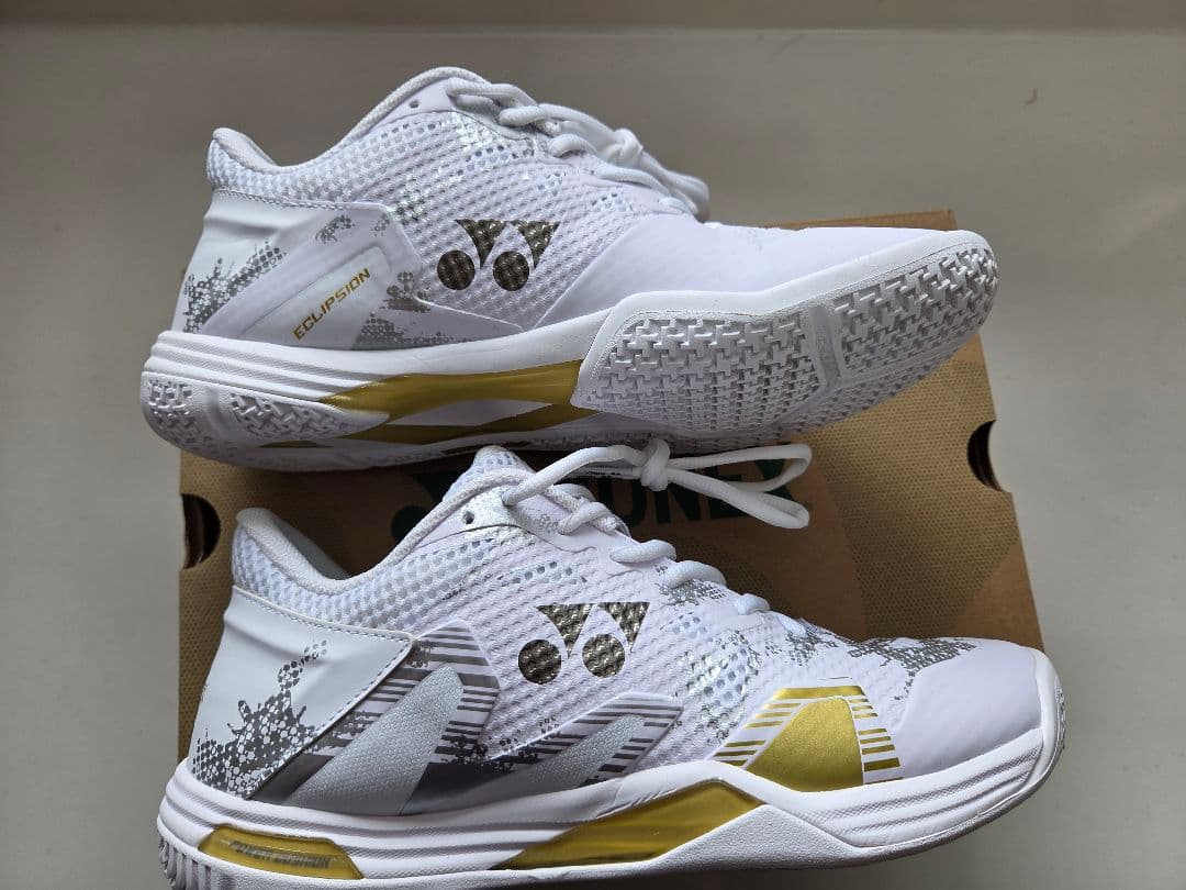 ヨネックス　バドミントンシューズ　エクリプションZ 26.0センチ