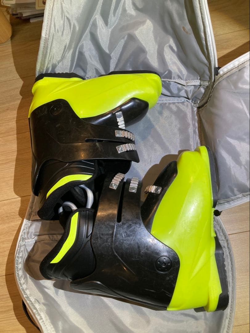 ジュニアスキーセット 板/ブーツ/ストック/ブーツカバー HEAD 127cm