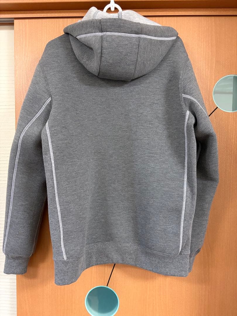 VIVA HEART フルジップ フード付きジャケット