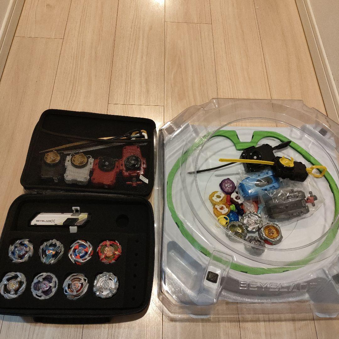 BEYBLADE　ベイブレードX　ケース　ベイバトルパス　ランチャー　ブレード