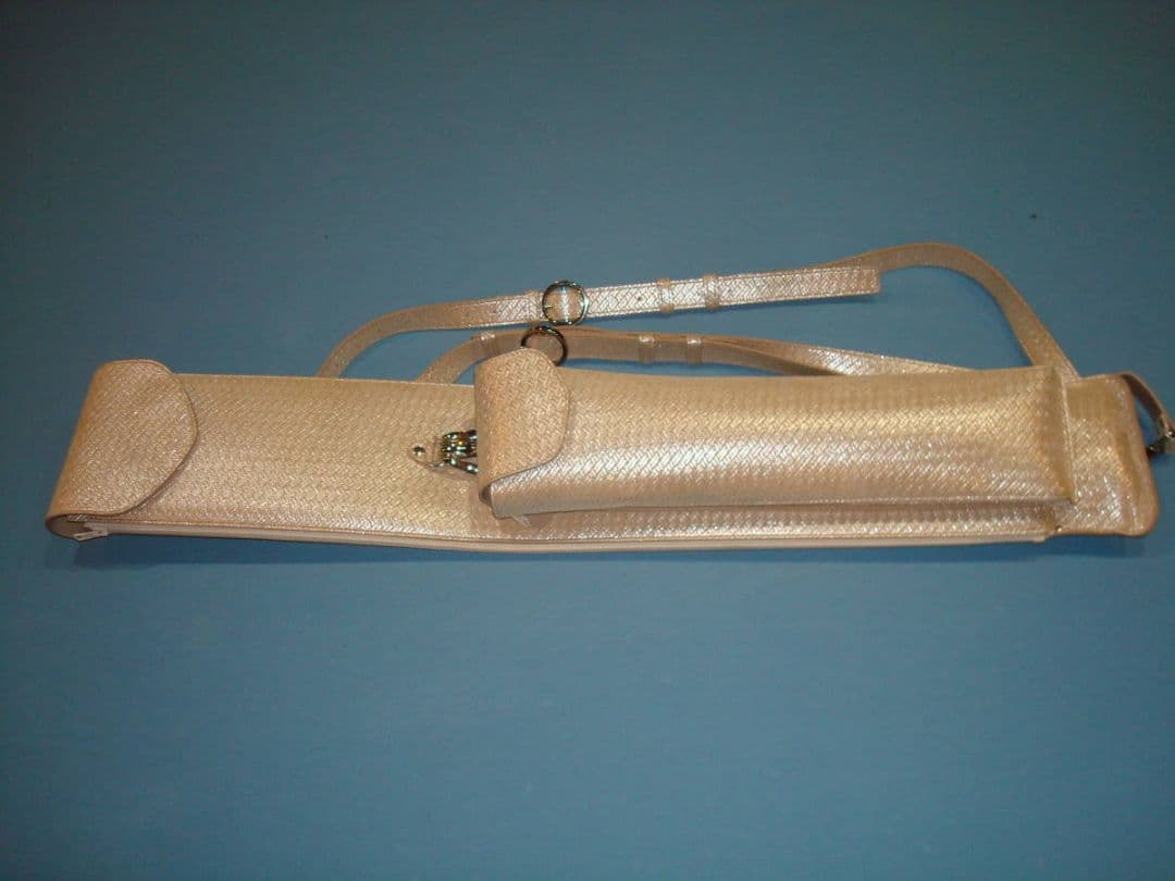 リュックタイプ　とても珍しいソフトケース　キューケース　軽量・コンパクト　大容量