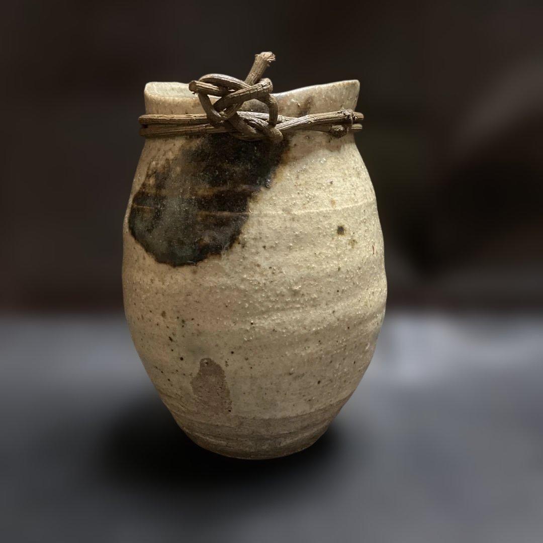 川喜田半泥子「灰志野花入」高￼13.5胴10高台6cm￼昭和12年植木武郎氏取得