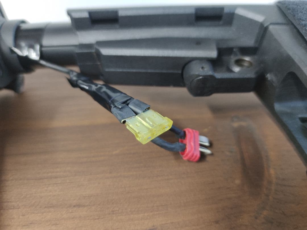 東京マルイ No.8 次世代 CQB-R 電動ガン リポ化済・バッテリー付属