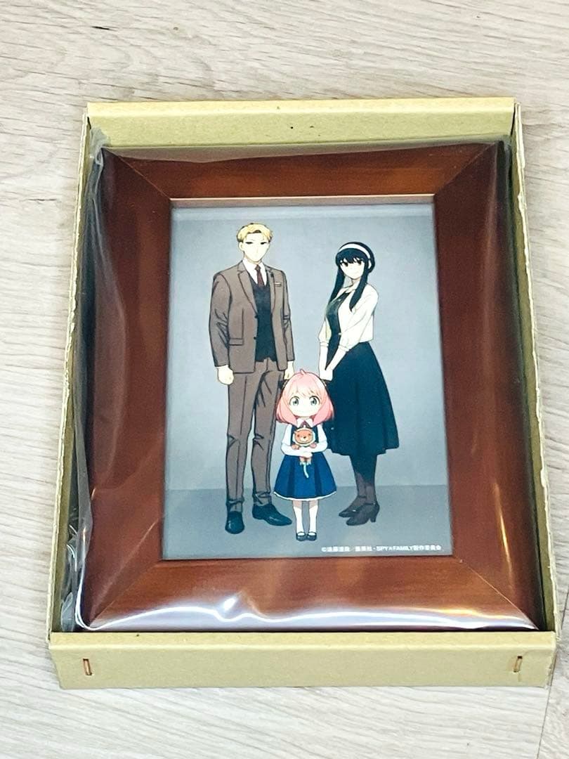 スパイファミリー SPY×FAMILY フォージャー家の家族写真 アーニャ 新品