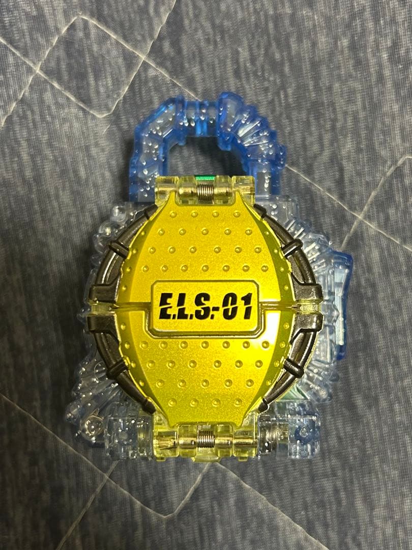 DXレモンエナジー・チェリーエナジーロックシード　2点セット