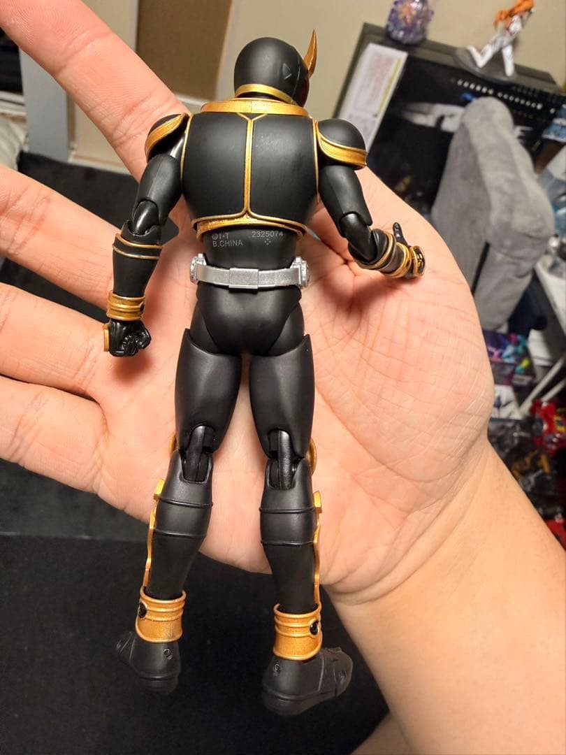 真骨彫　仮面ライダークウガアメイジングマイティ