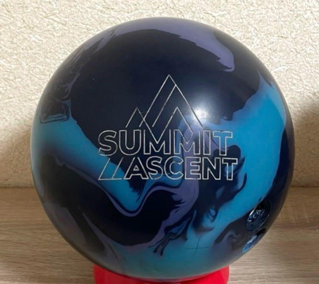 ボウリングボールSUMMIT ASCENT 15ポンド4オンス元箱ありSTORM