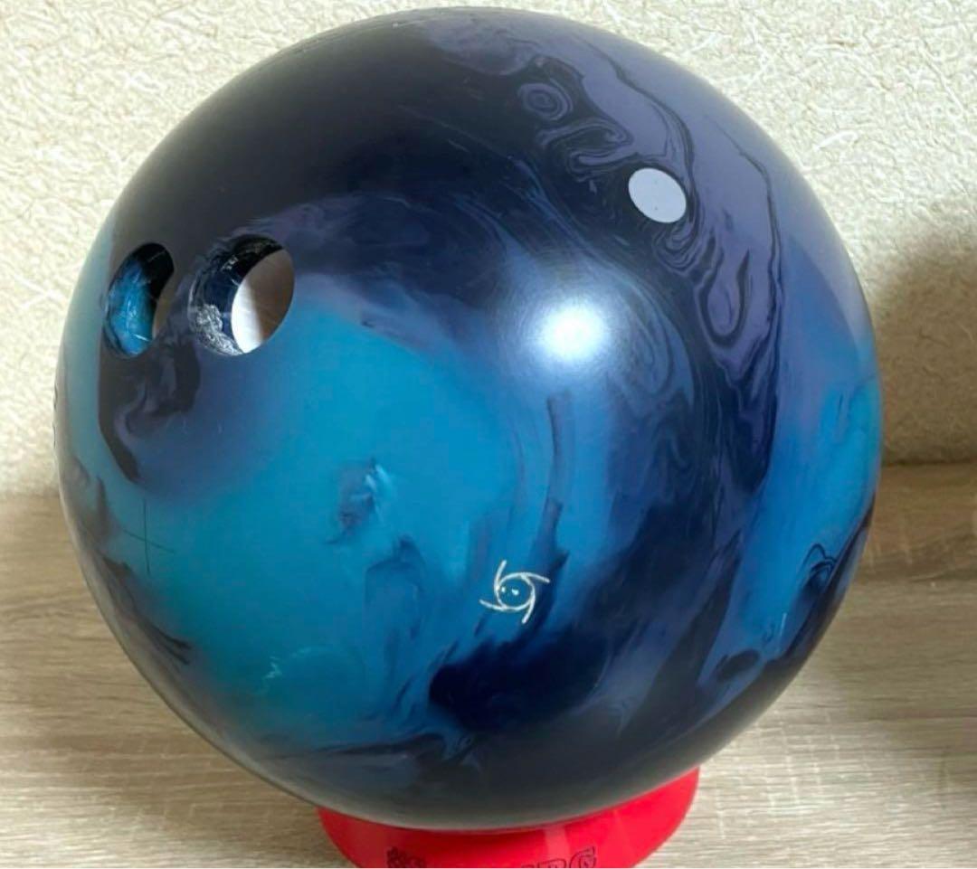 ボウリングボールSUMMIT ASCENT 15ポンド4オンス元箱ありSTORM