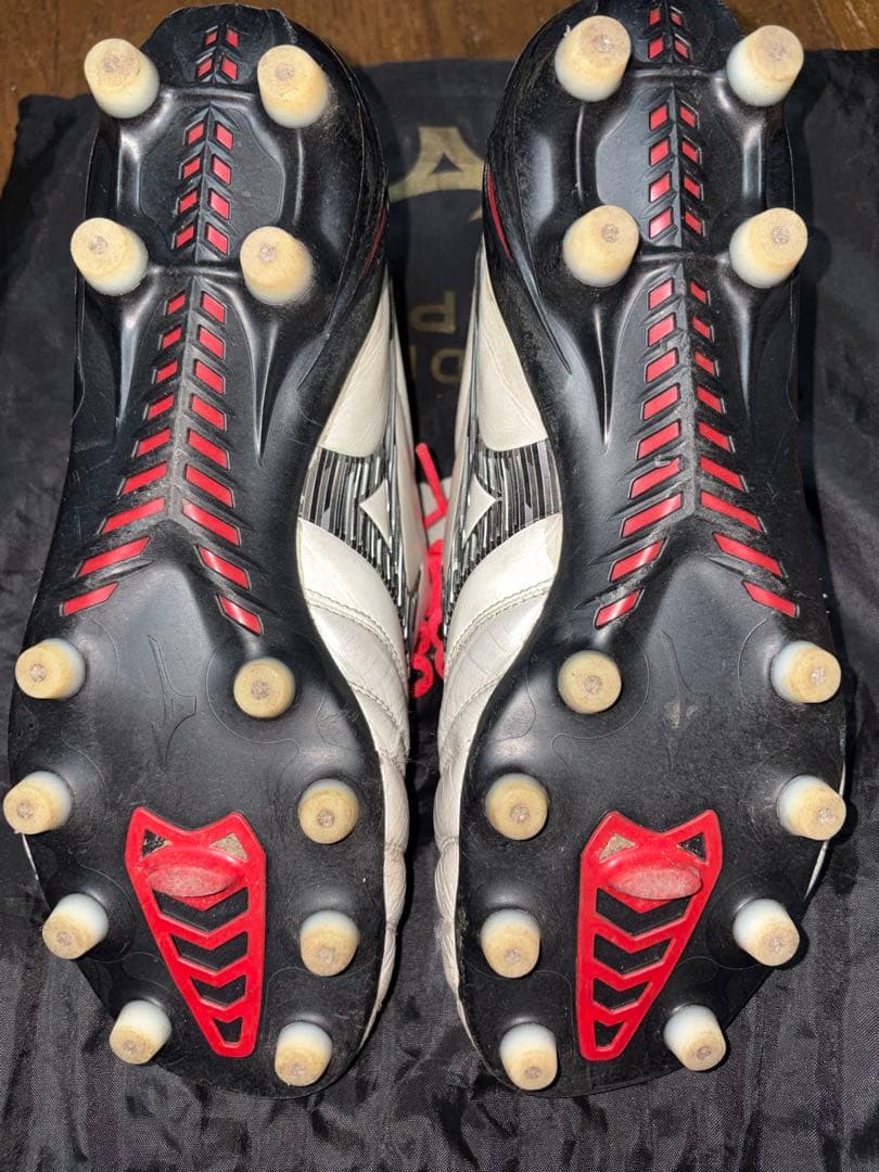 モレリアネオ4 26.0cm