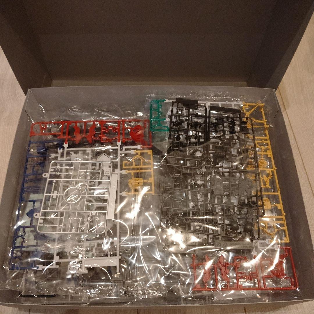 ガンプラ　バンダイ　mg　バルバトスルプス