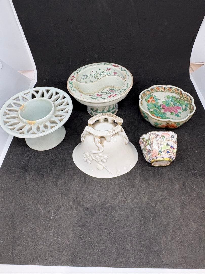 清時代唐時代徳化窯博古圖紋様 磁器大花瓶 伝世品焼物 粉彩