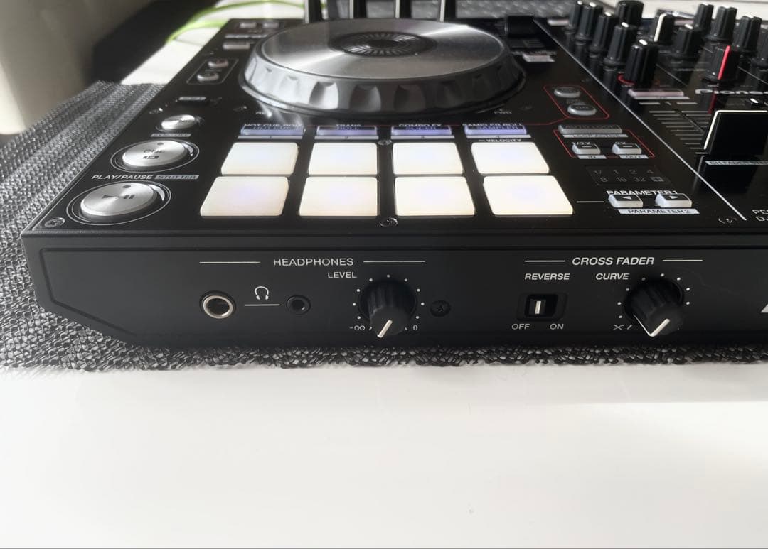【最終値引き】Pioneer DDJ-SR DJコントローラー