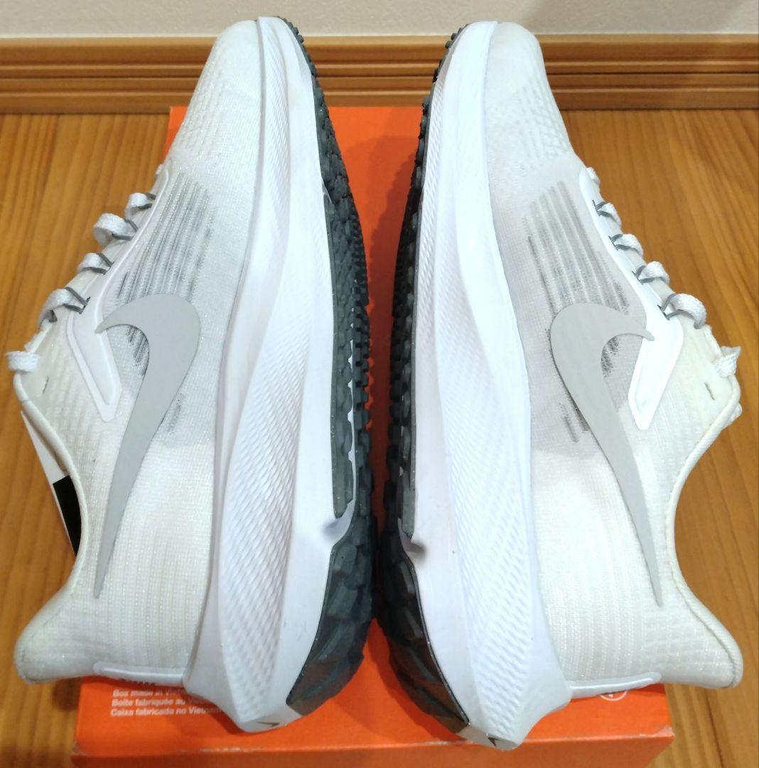 【新品未使用】NIKE ナイキ エア ズーム ペガサス 39 26.5cm