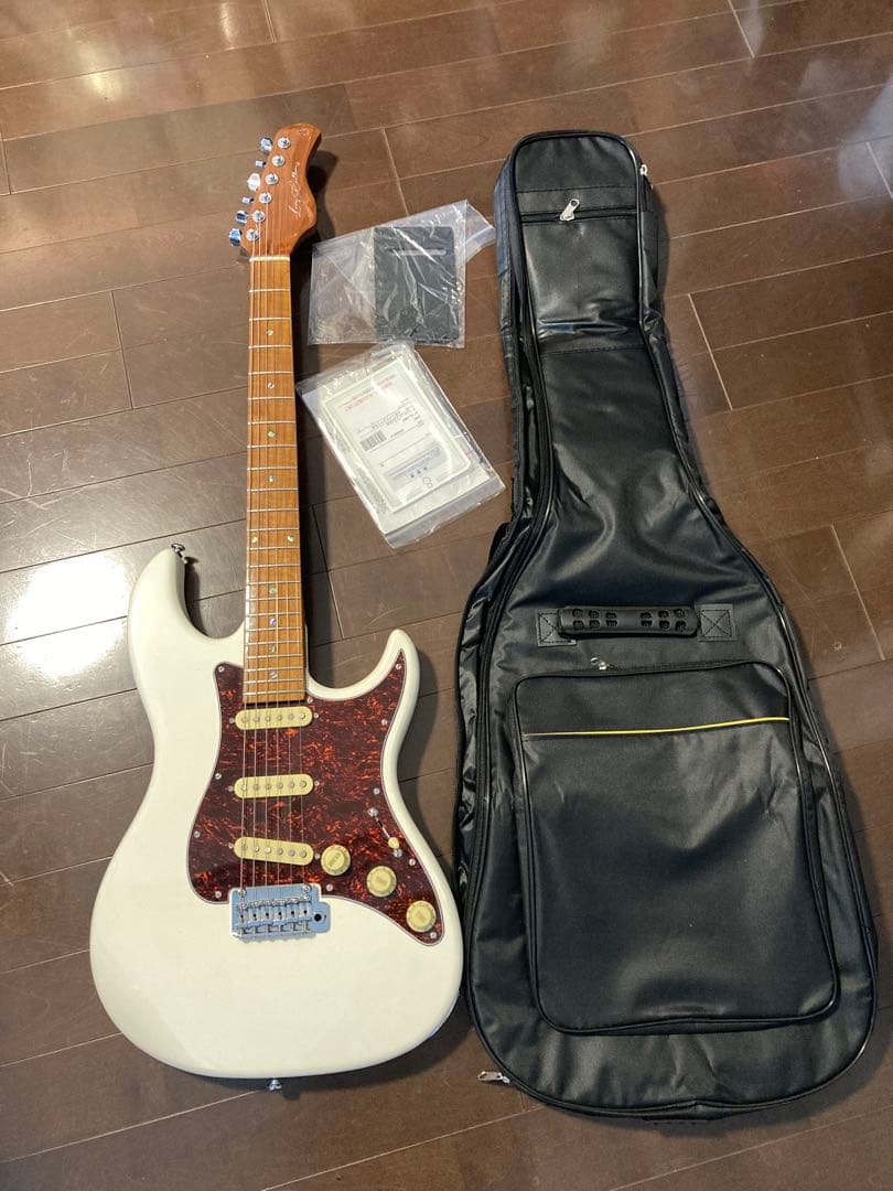 Sire S7 vin ホワイト 新品ソフトケース付き　ラリーカールトン監修