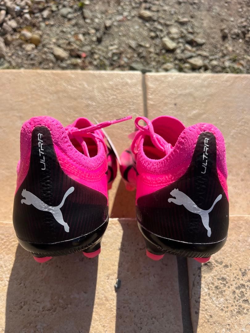 PUMAサッカーシューズ・ウルトラ