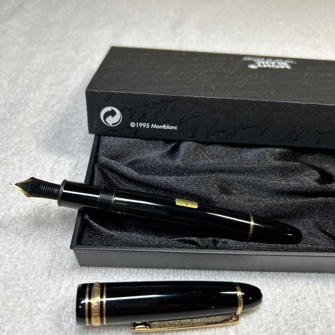 Montblanc 万年筆 黒