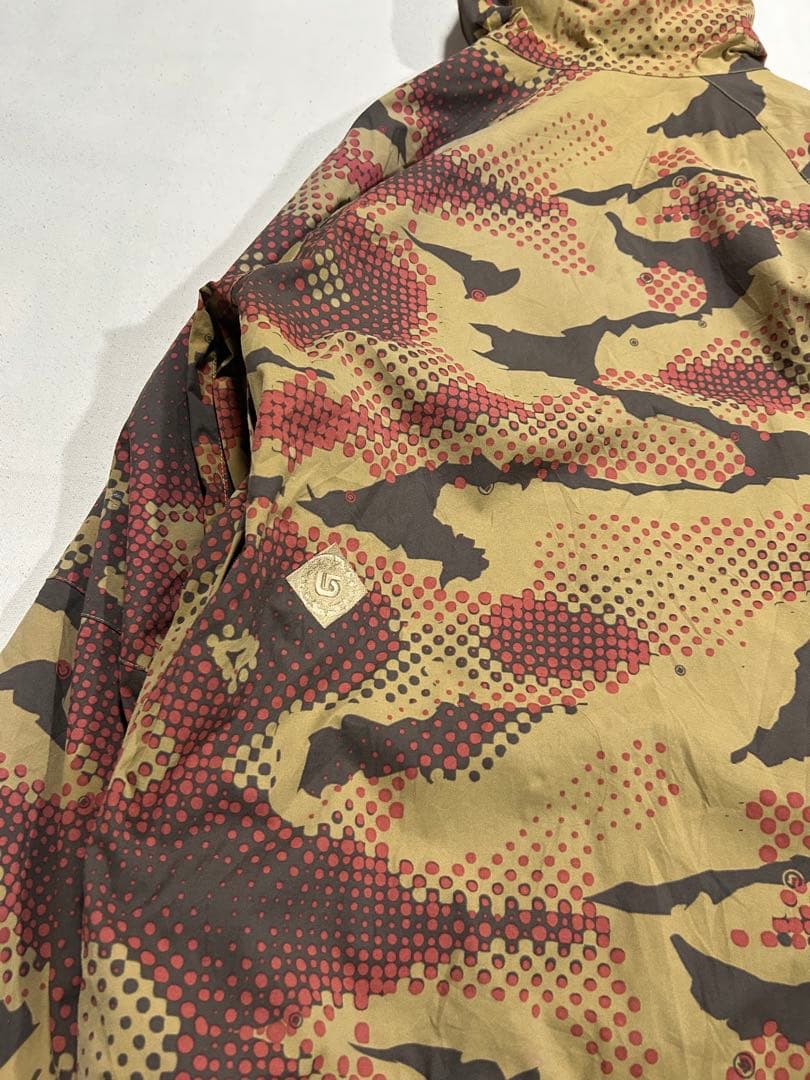 BURTON スノボー•スキーウェア　ナイロンジャケット