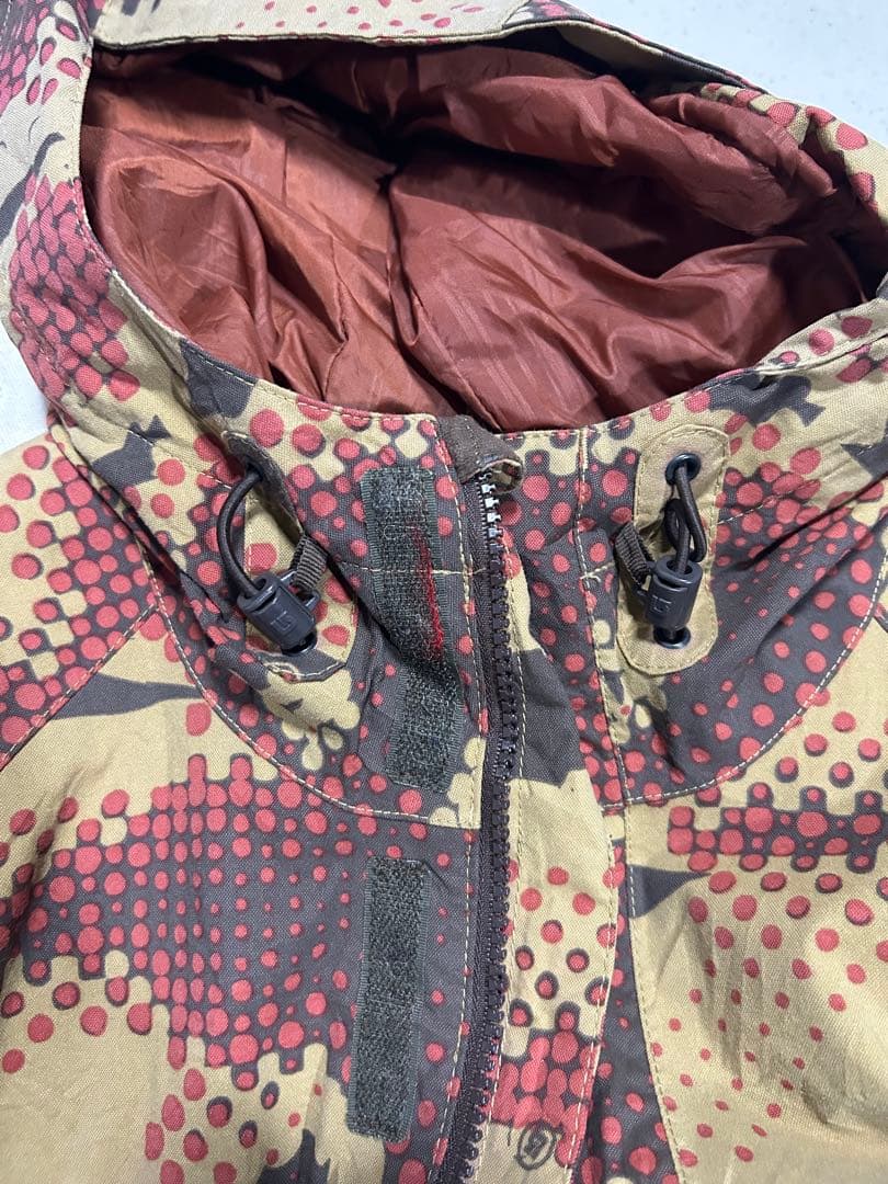 BURTON スノボー•スキーウェア　ナイロンジャケット