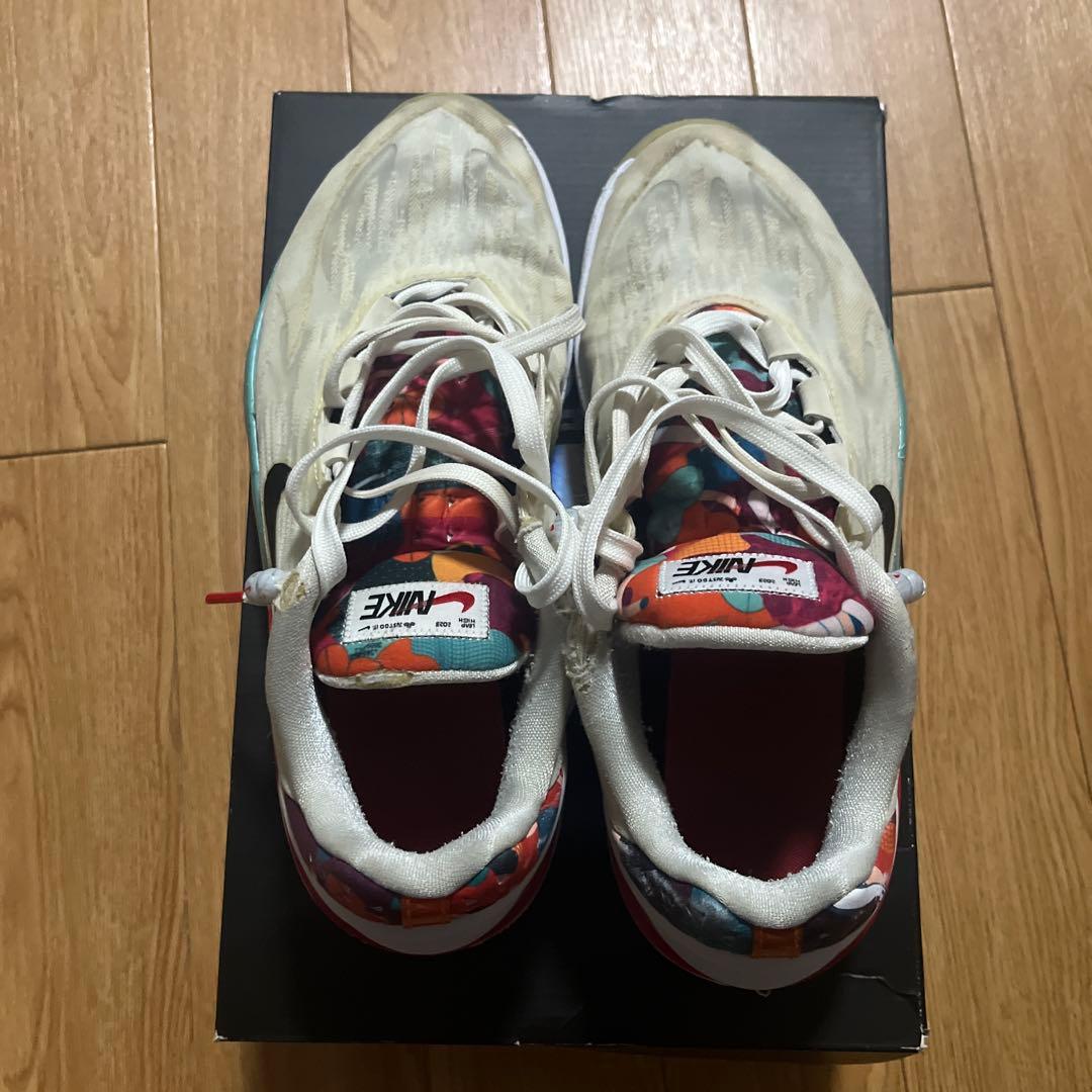 Nike バスケットボールシューズ ホワイト/マルチカラー