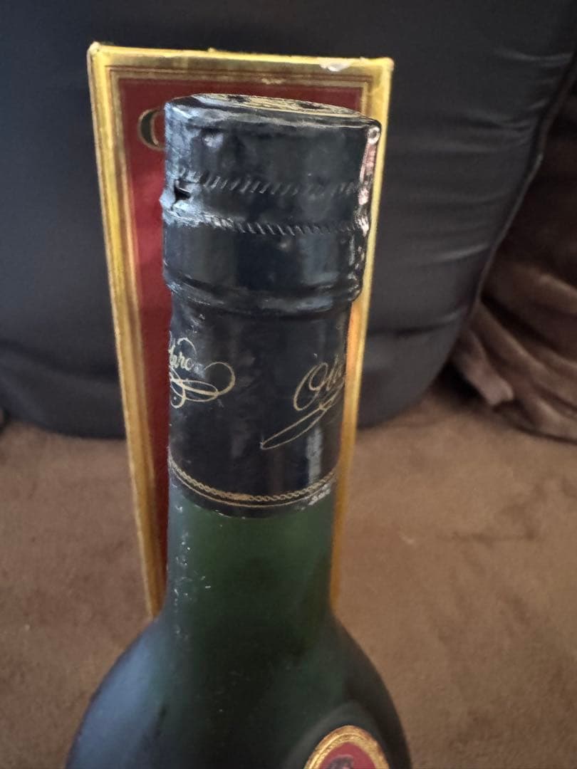 古酒　ブランデー　オタール　ナポレオン　ビスキー　税関スタンプ　未開栓