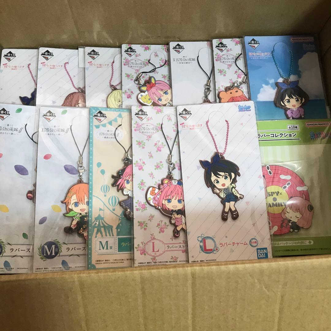 アニメグッズ　大量まとめ売り600点以上