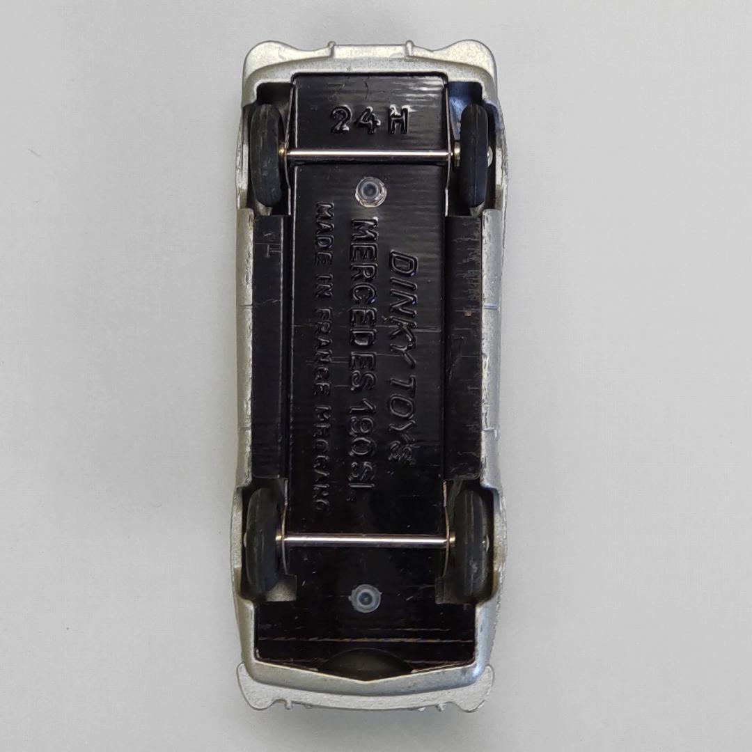 メルセデス ベンツ 190SL - フランス ディンキートイズ #526