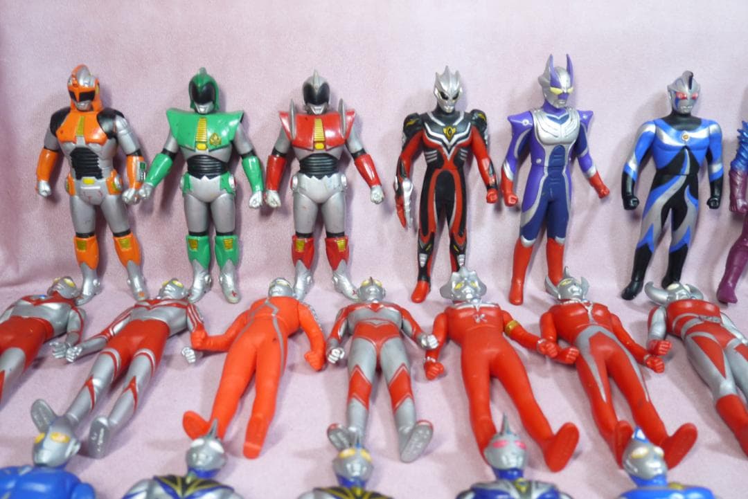 ウルトラヒーローシリーズ　800サイズ　500サイズ　ソフビ81体