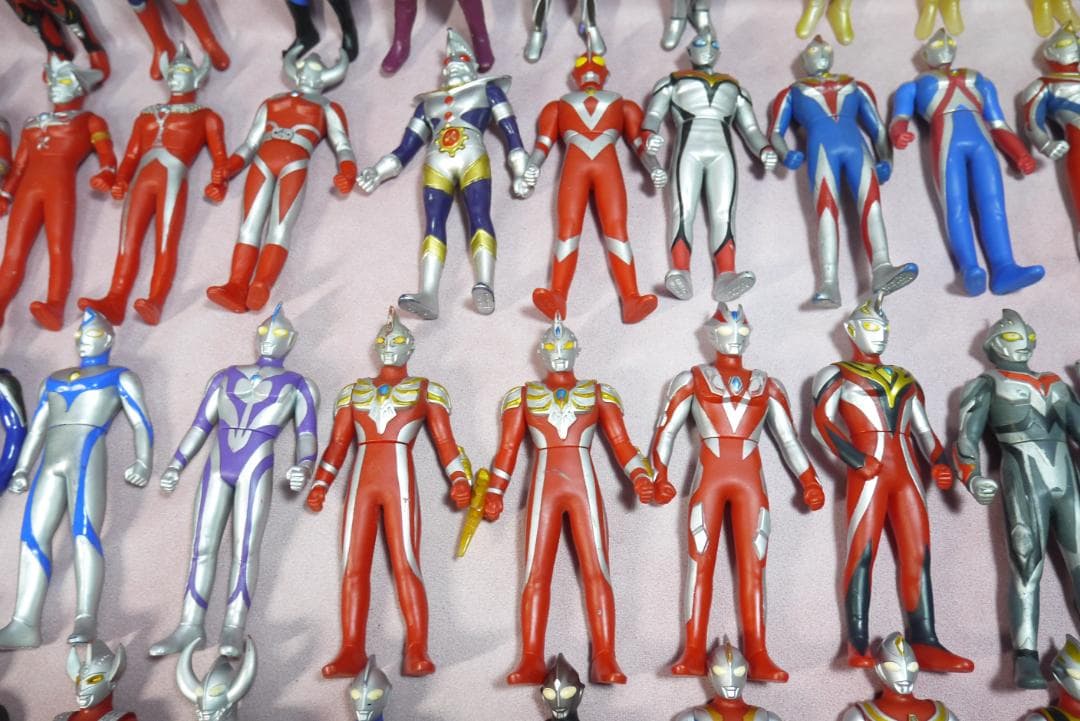 ウルトラヒーローシリーズ　800サイズ　500サイズ　ソフビ81体