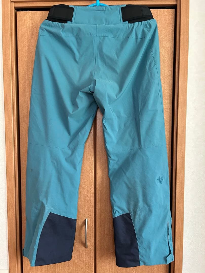 Goldwin スキーウェア上M下Ｌ