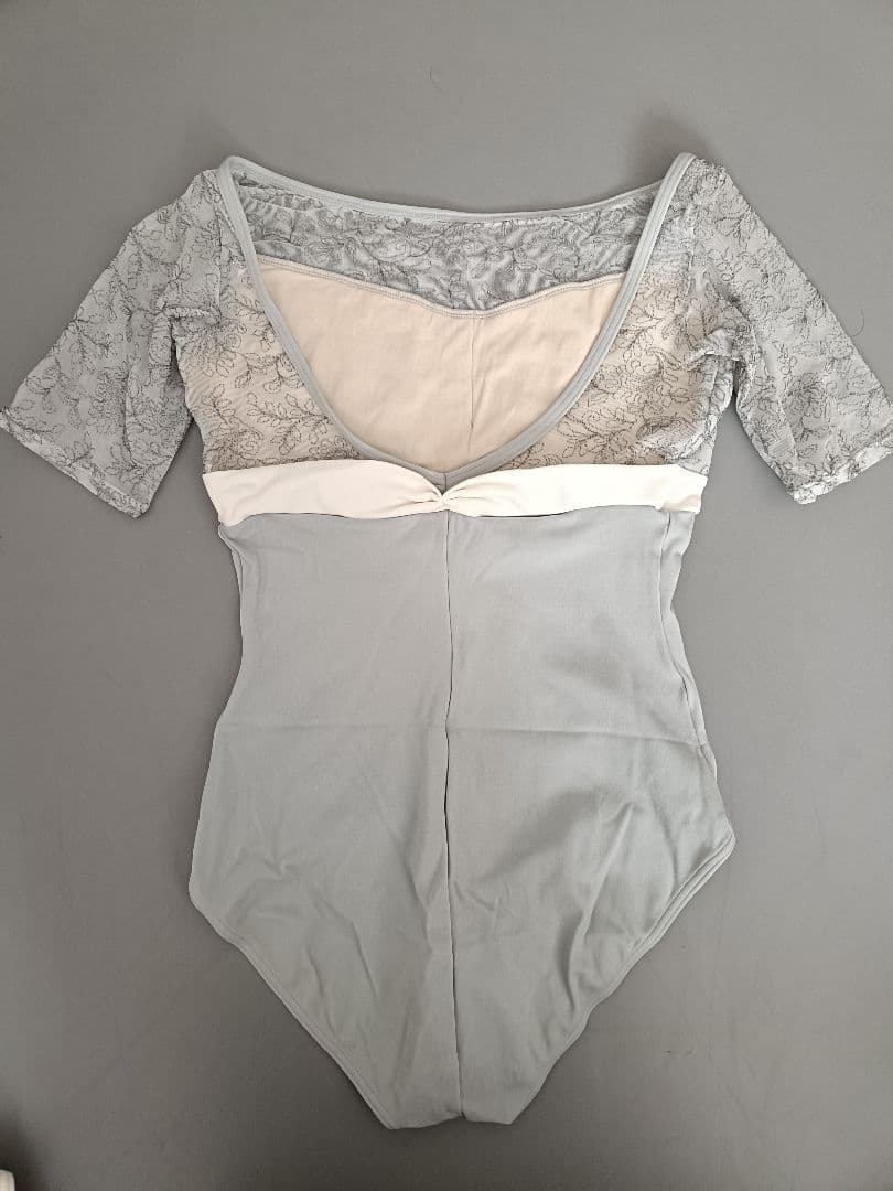 Chacott　チャコット　Mサイズ　レオタード　中古美品　グレー　水色