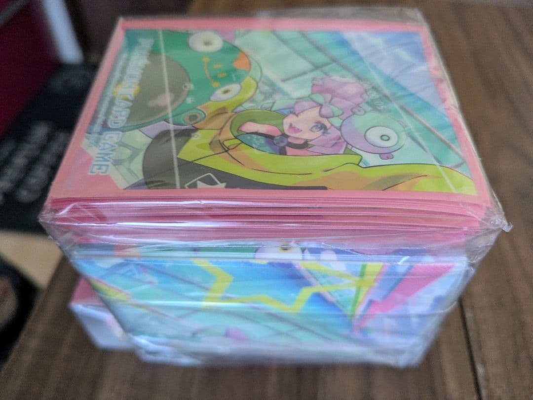 バトルパートナーズとナンジャモのカイデンとデッキスリーブのセットです