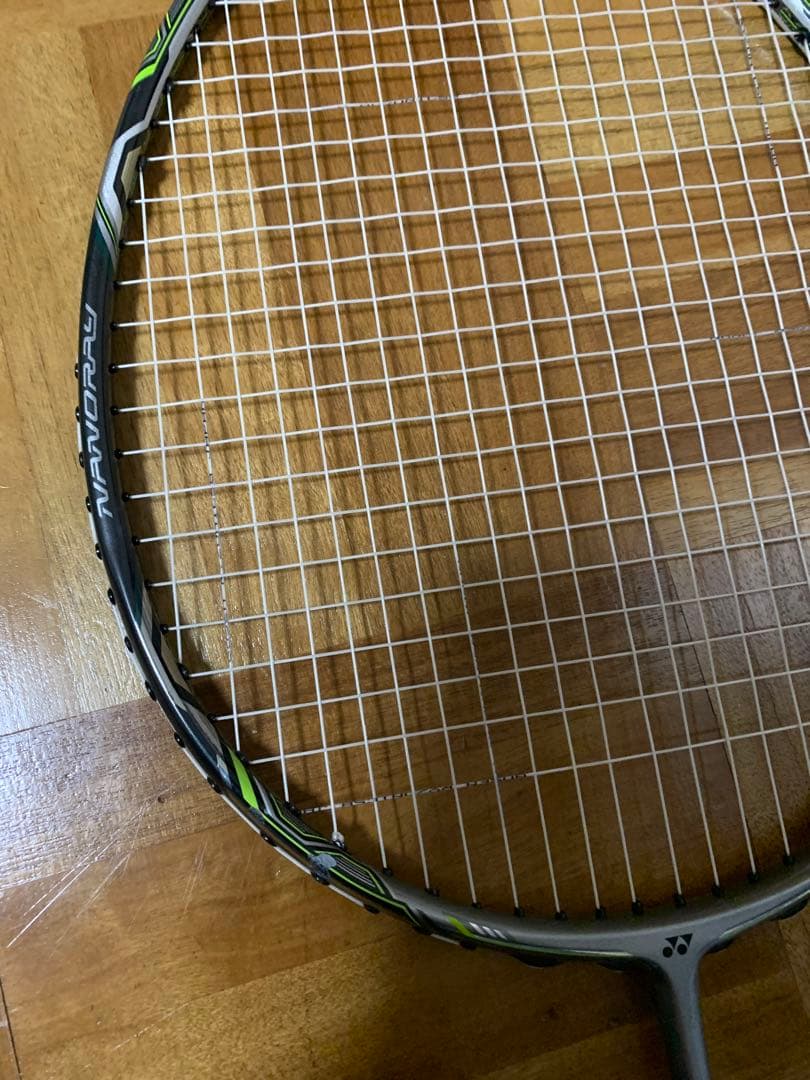 YONEXナノレイ 900バドミントンラケット