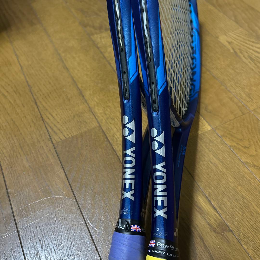 ヨネックス硬式テニスラケット　2本 E ZONE100L G2 イーゾーン