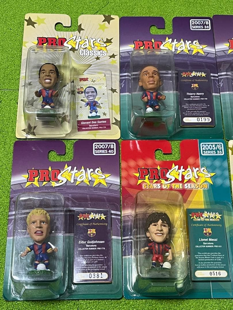 激安価格PRO STARS　バルセロナ　メッシ　ロナウジーニョ　アンリ他合計6体