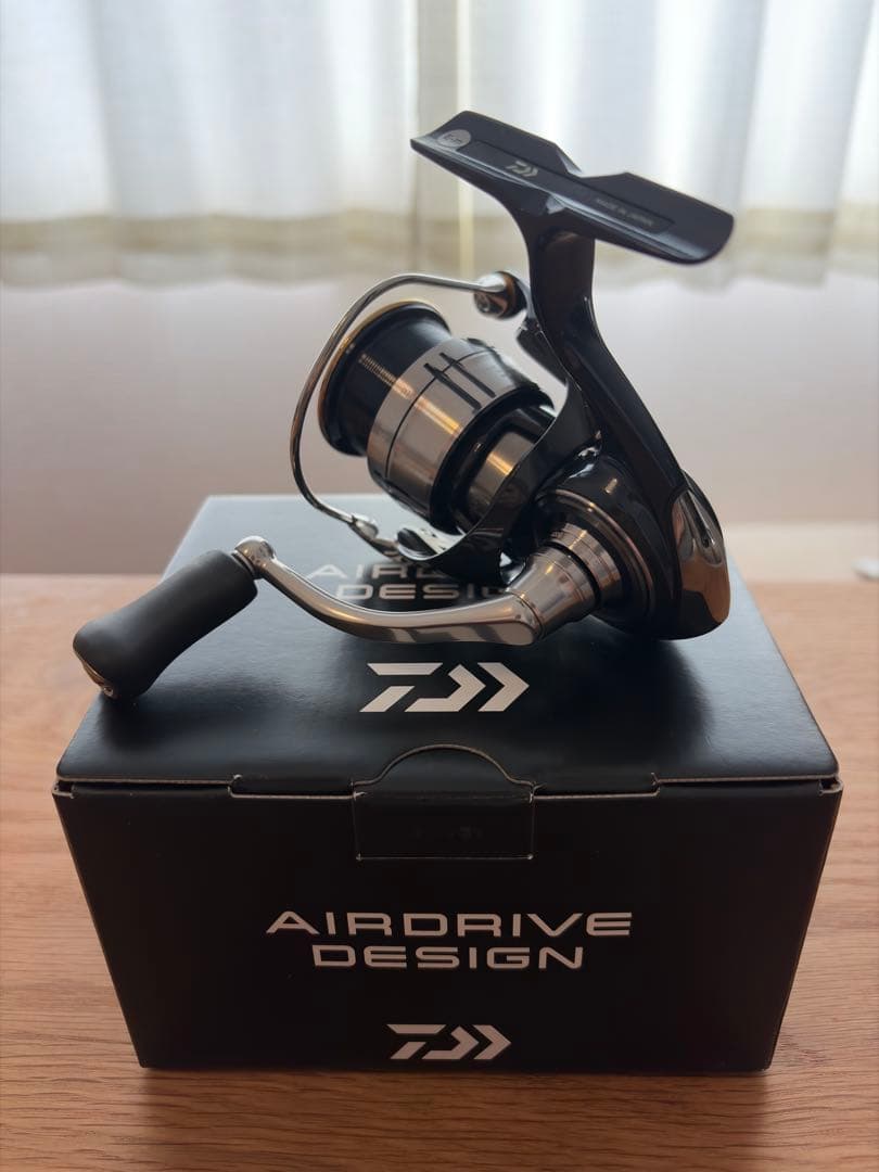 DAIWA 19セルテート(CP) LT2500S-XH エアドライブデザイン