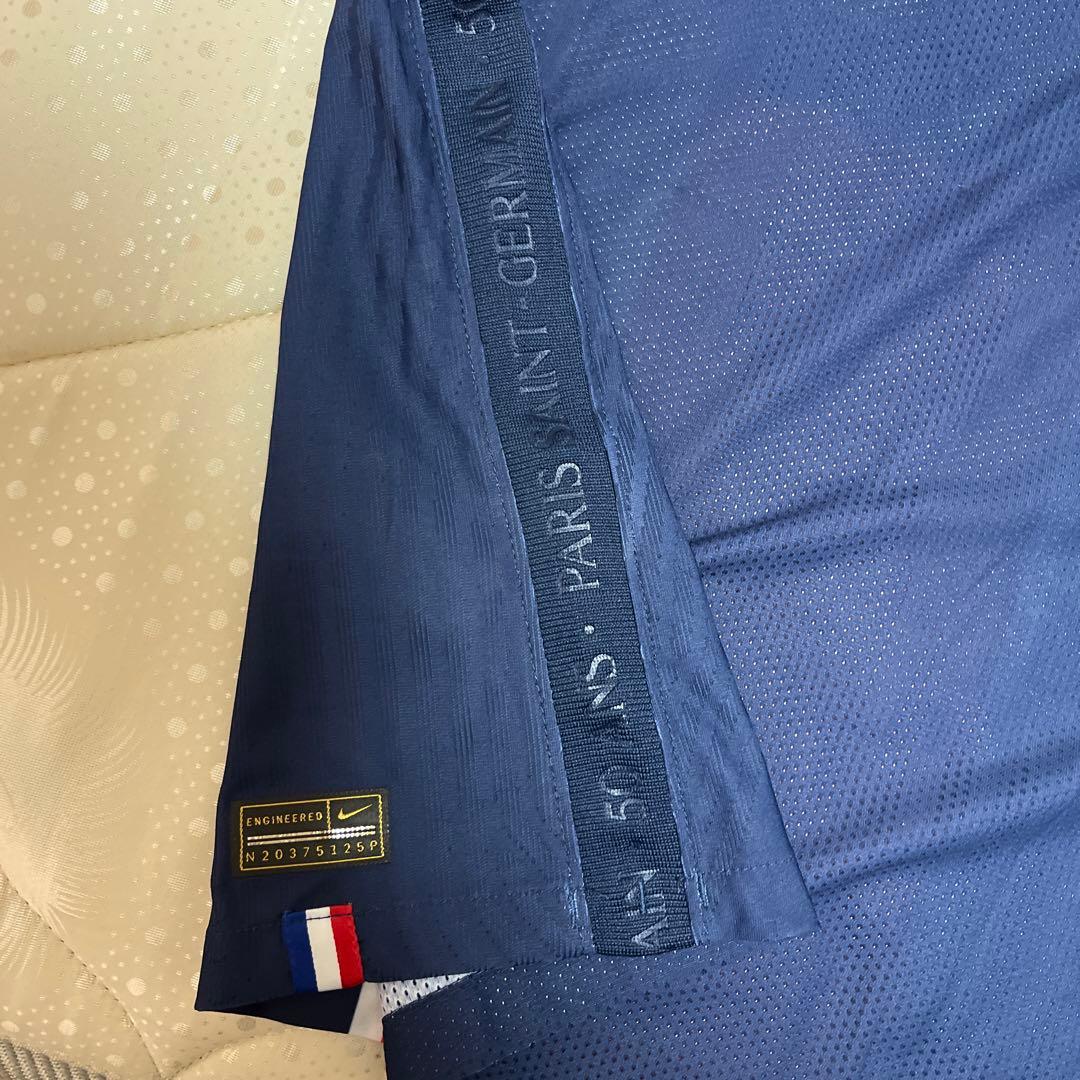 ナイキ　パリサンジェルマン　オーセンティック