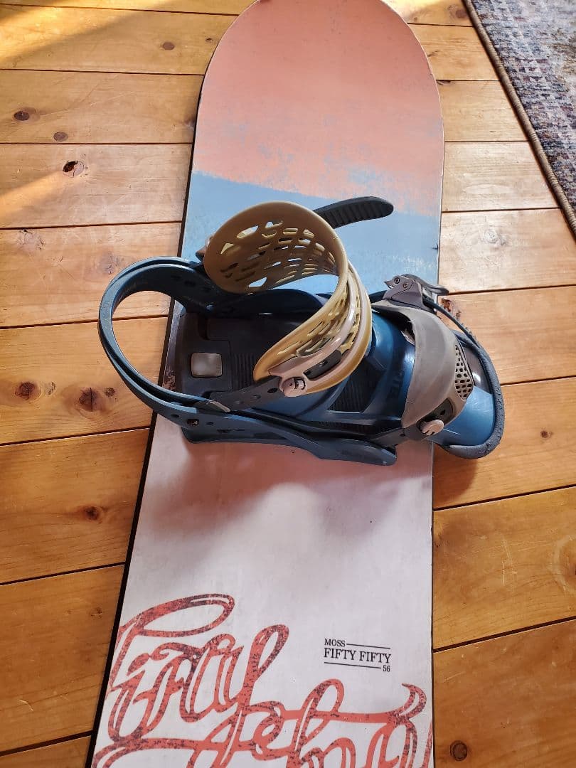 あかいmoss fiftyfifty CARTEL northwave