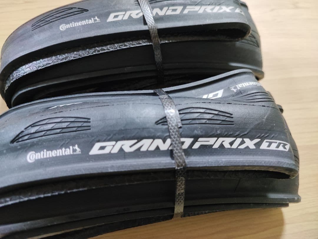 新品 Continental Grand Prix TR 25c 2本セット