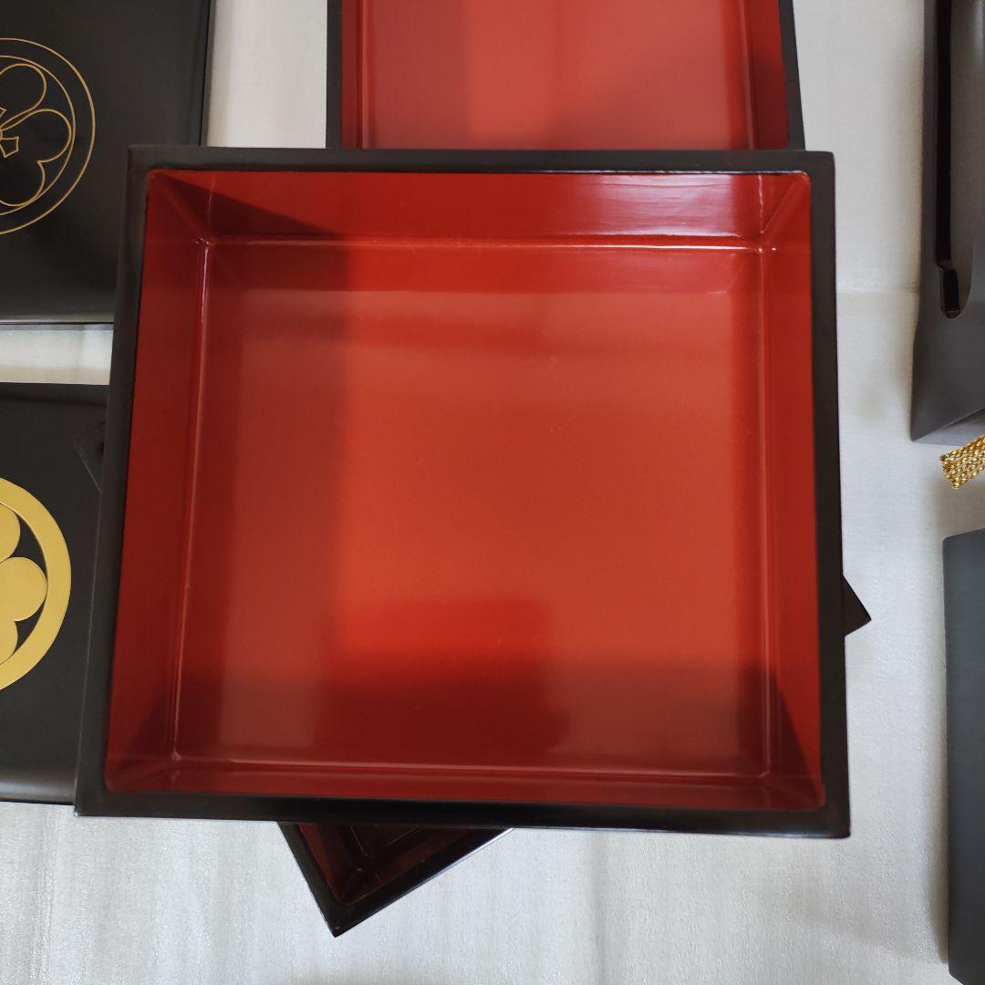 輪島塗　五段重箱　台付