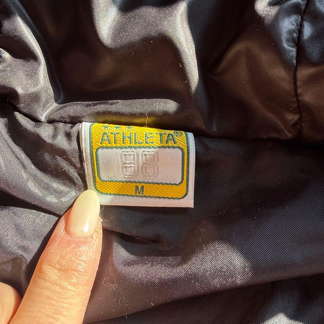 ATHLETA フード付き ブラックダウンコート