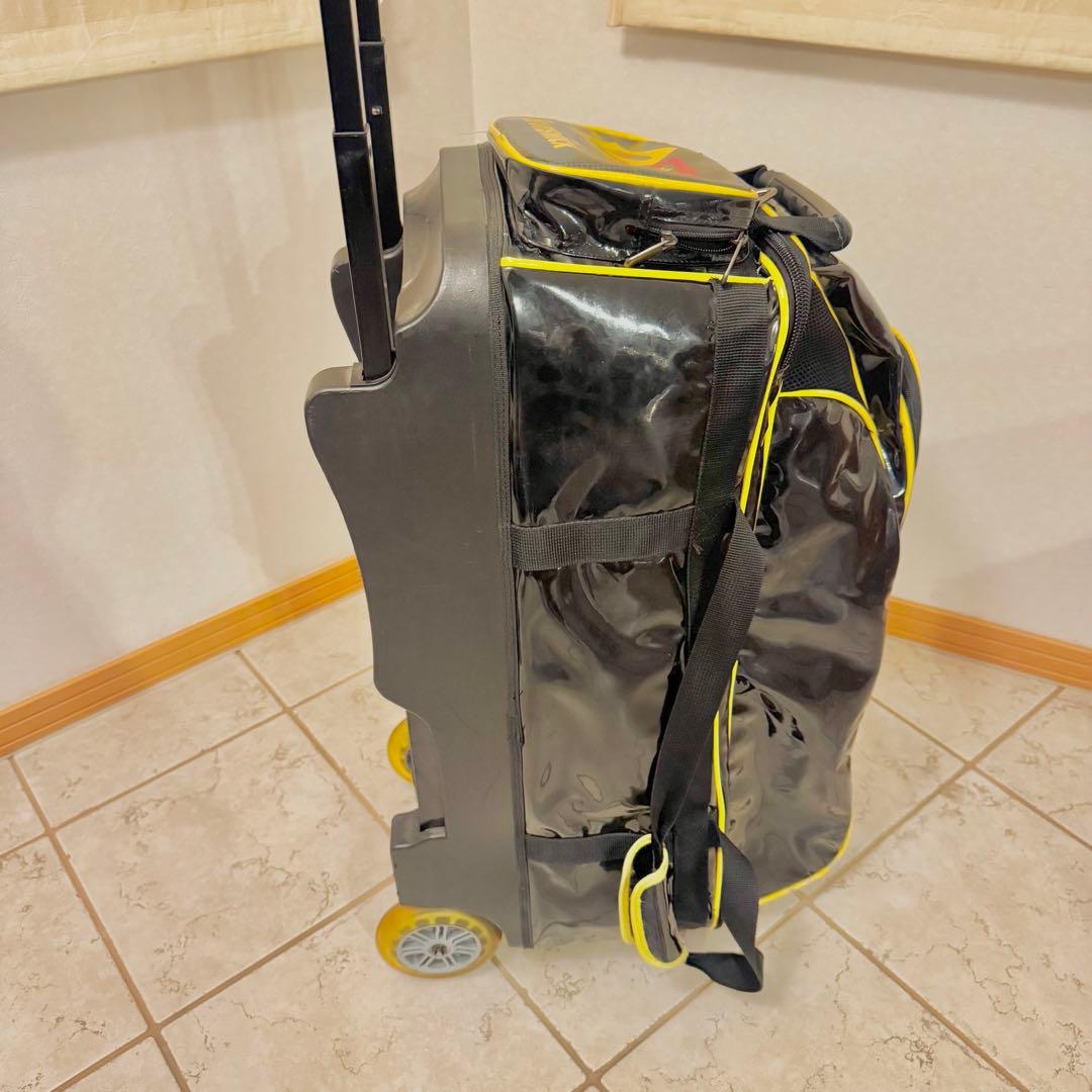 【極美品】Brunswick 3個用 キャディタイプ ボウリングバッグ ローラー