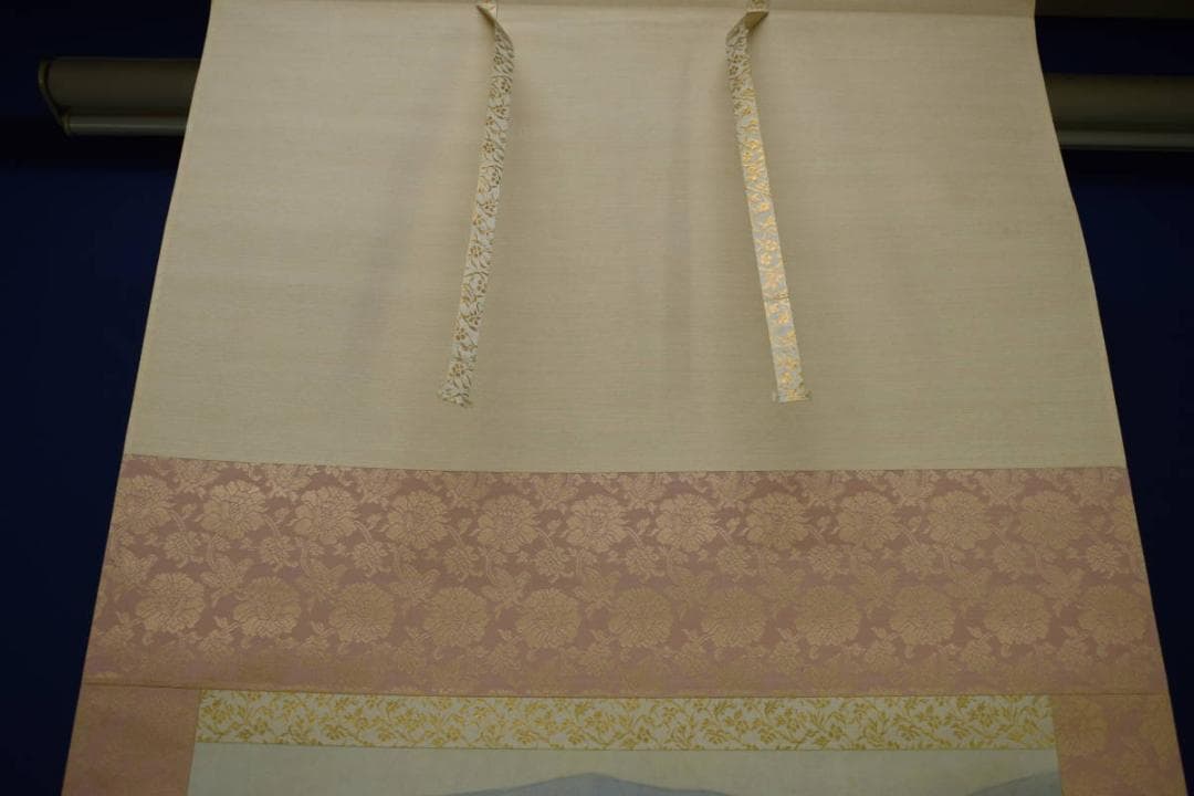 真作/湯上呂久/春耕/山水人物図/桐共箱付/布袋屋掛軸HH-869