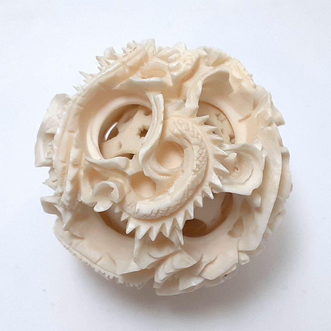 Y1701-12 極上 透かし細工 龍天球置物 総重量55.9 g