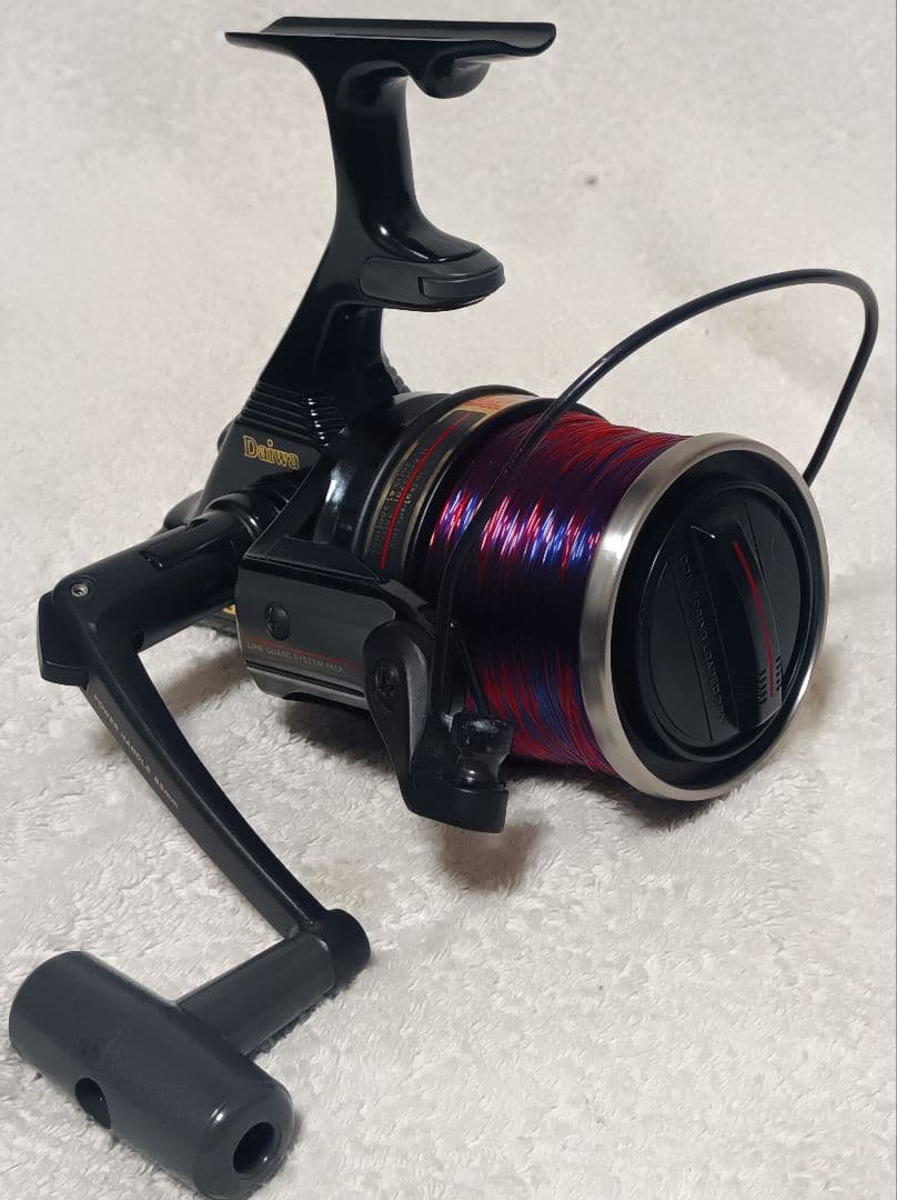 ダイワロングビームGS-5000H遠投カゴ釣り専用リール！新品ライン付かっこいい