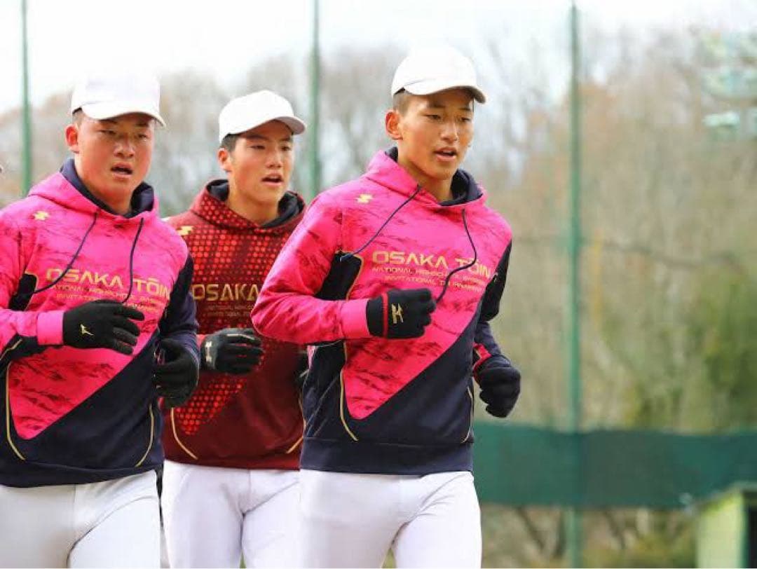 激レア　大阪桐蔭　野球パーカー(新品•タグ付き)　Lサイズ