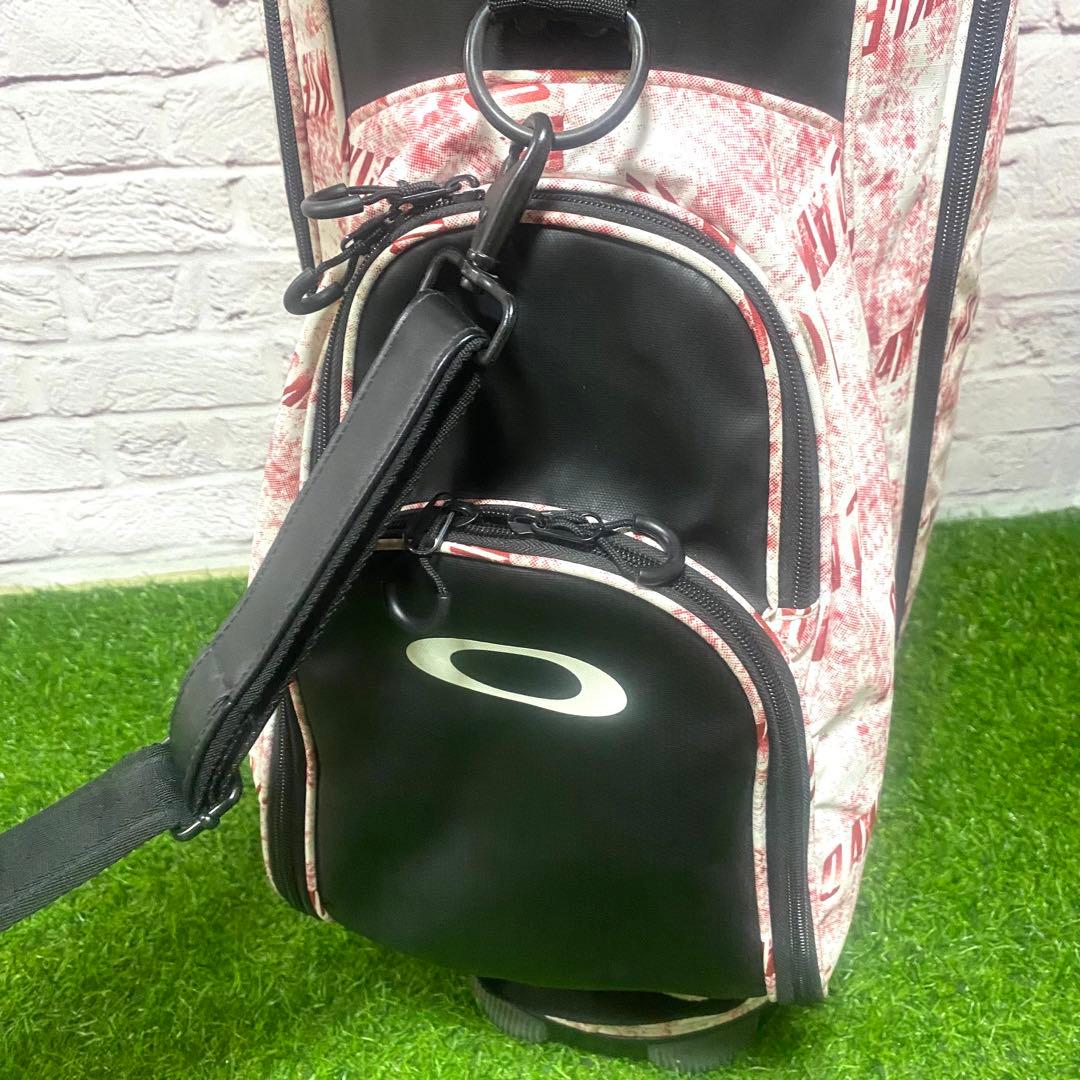 オークリー OAKLEY キャディバッグ フードなし 赤 ホワイト