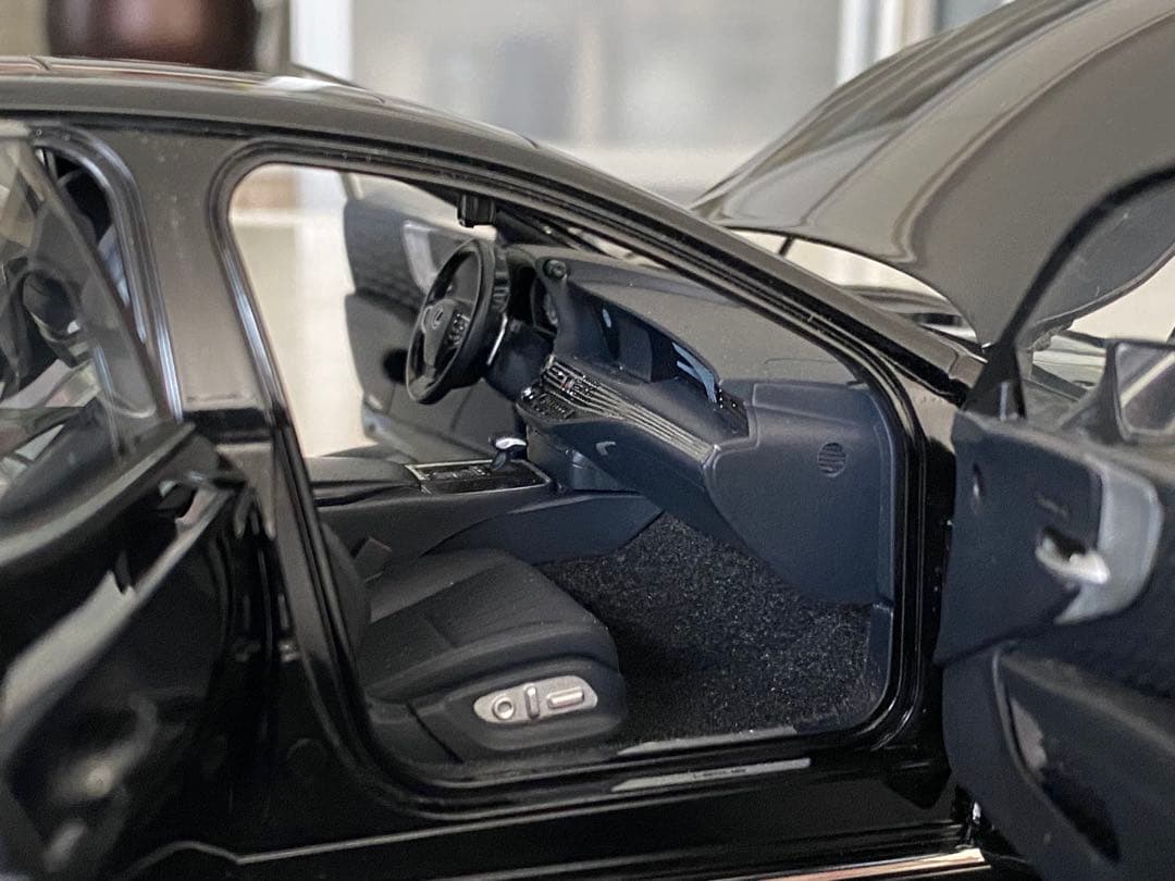 レクサス　LS 500h 21インチ　ローダウンカスタム